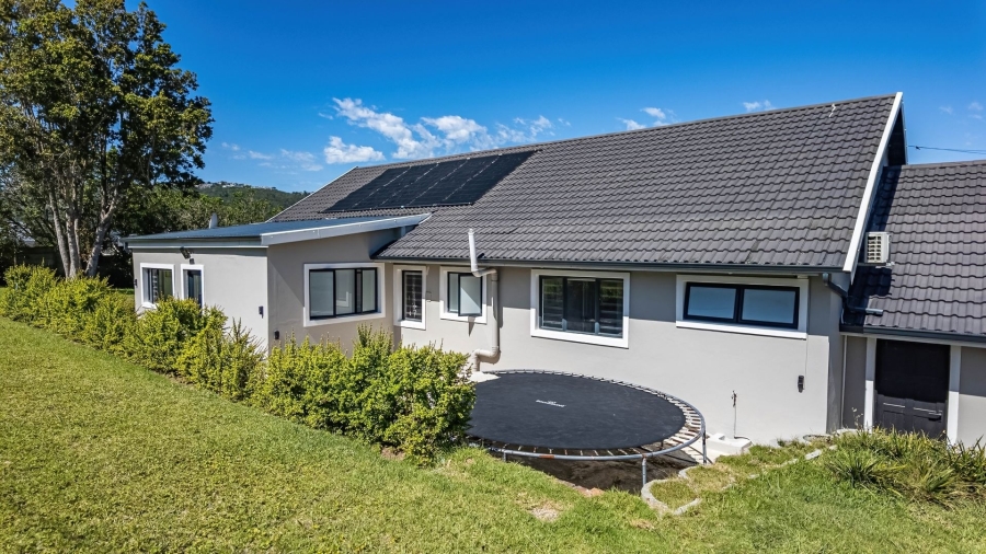 6 Bedroom Property for Sale in Hunters Home Western Cape